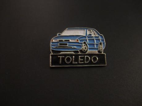 Seat Toledo sedan. gezinsauto blauw